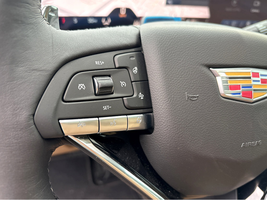 New 2025 Cadillac XT5 Luxury image 18