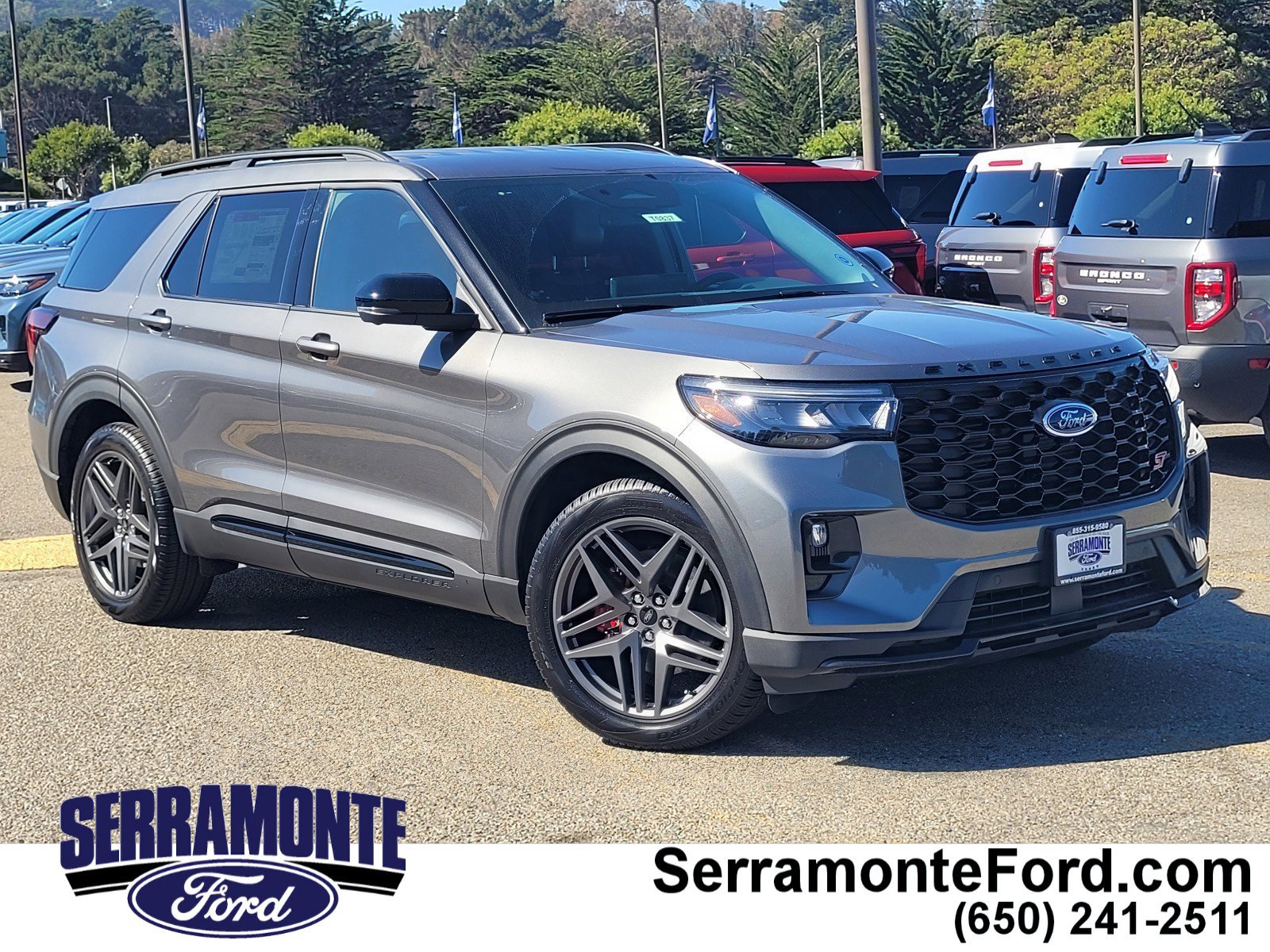 New 2026 Ford Explorer ST AWD/4WD image 1