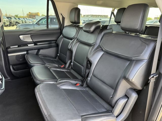 Certified 2025 Ford Expedition Max Platinum AWD/4WD image 16
