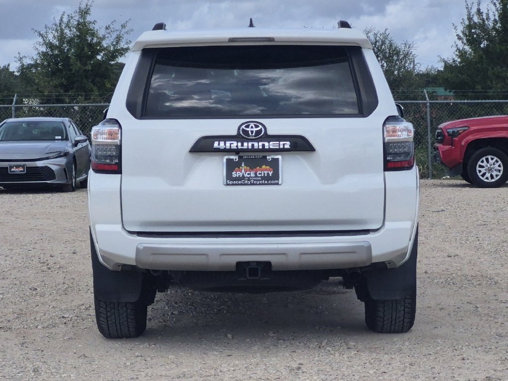 Certified 2024 Toyota 4Runner TRD Off-Road AWD/4WD image 5
