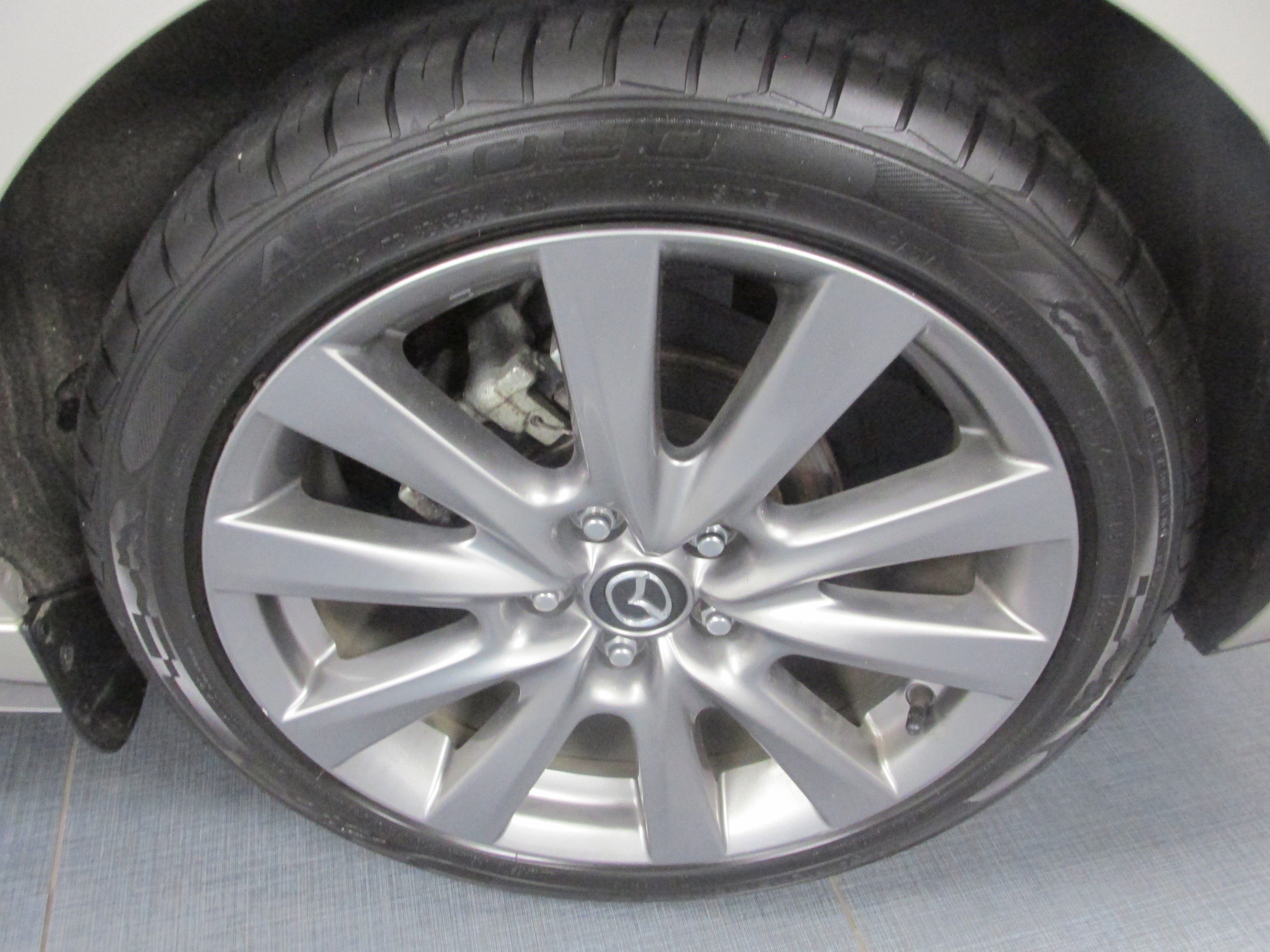 Used 2024 MAZDA MAZDA3 s FWD image 13
