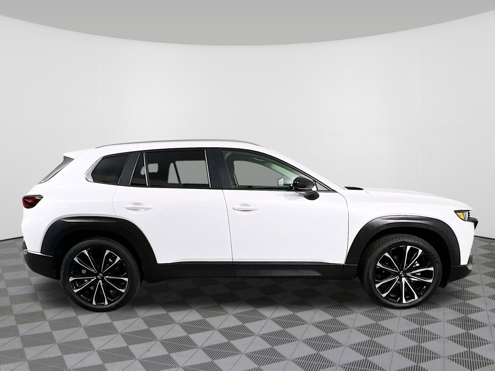 Used 2024 MAZDA CX-50 AWD 2.5 Turbo w/ Cargo Package image 32