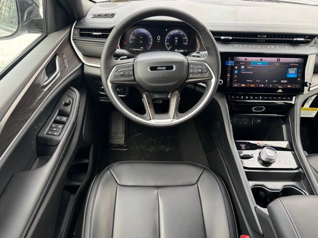New 2026 Jeep Grand Cherokee Limited image 37