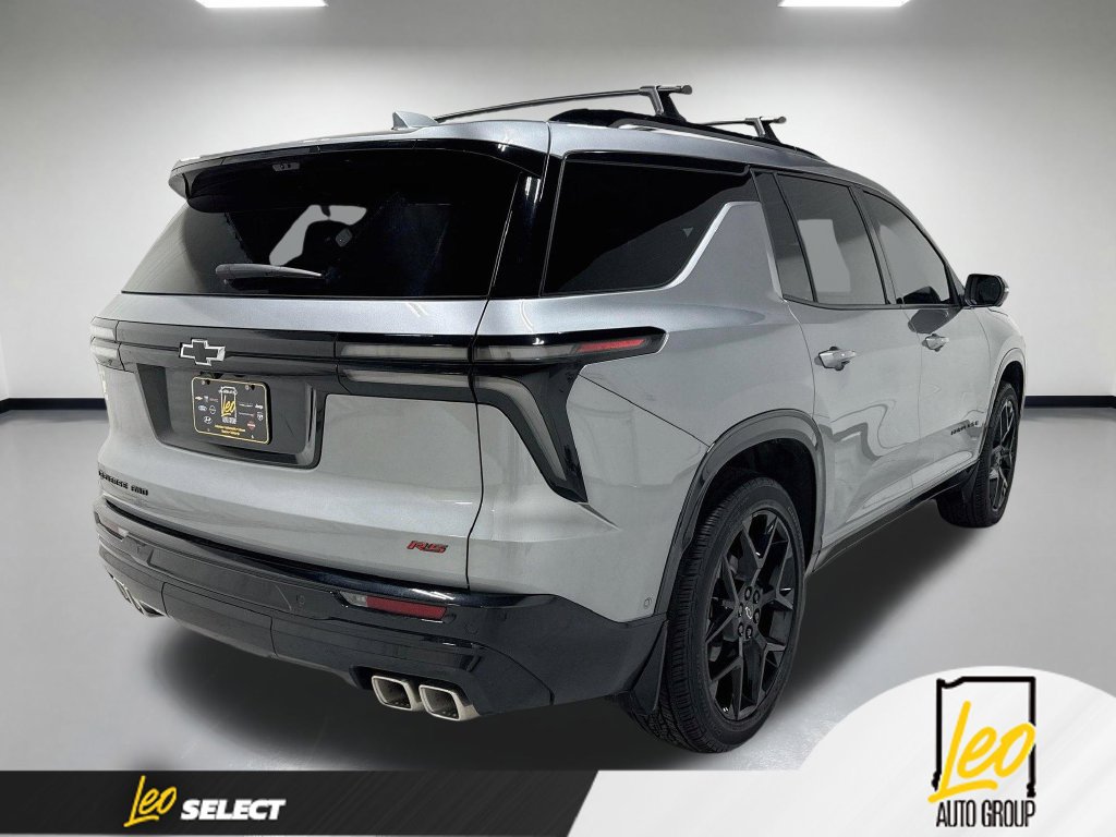 Used 2026 Chevrolet Traverse RS AWD/4WD image 8