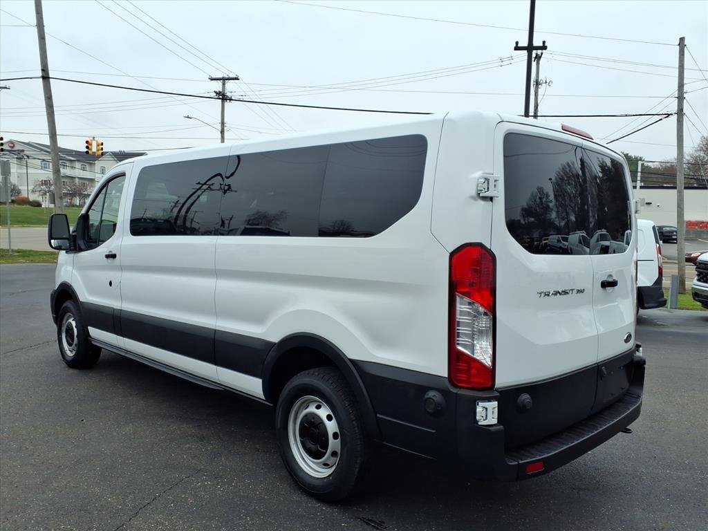 Used 2020 Ford Transit 350 XL image 3