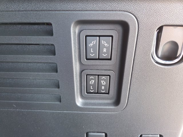 New 2026 Buick Enclave Avenir w/ Super Cruise Package FWD image 18