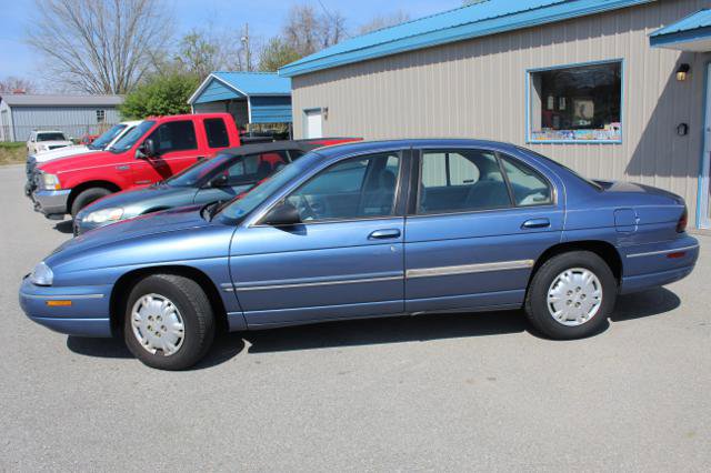 Used 1998 Chevrolet Lumina Sedan w/ Preferred Equipment Group 1 FWD image 2