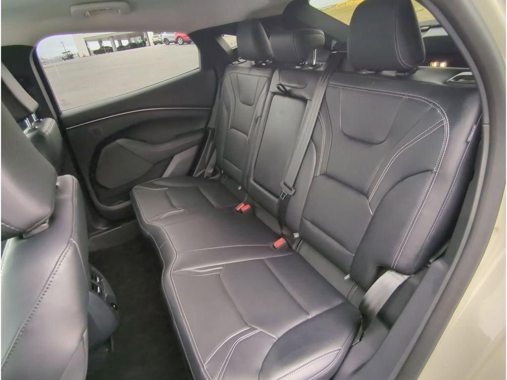 Used 2025 Ford Mustang Mach-E Premium image 24