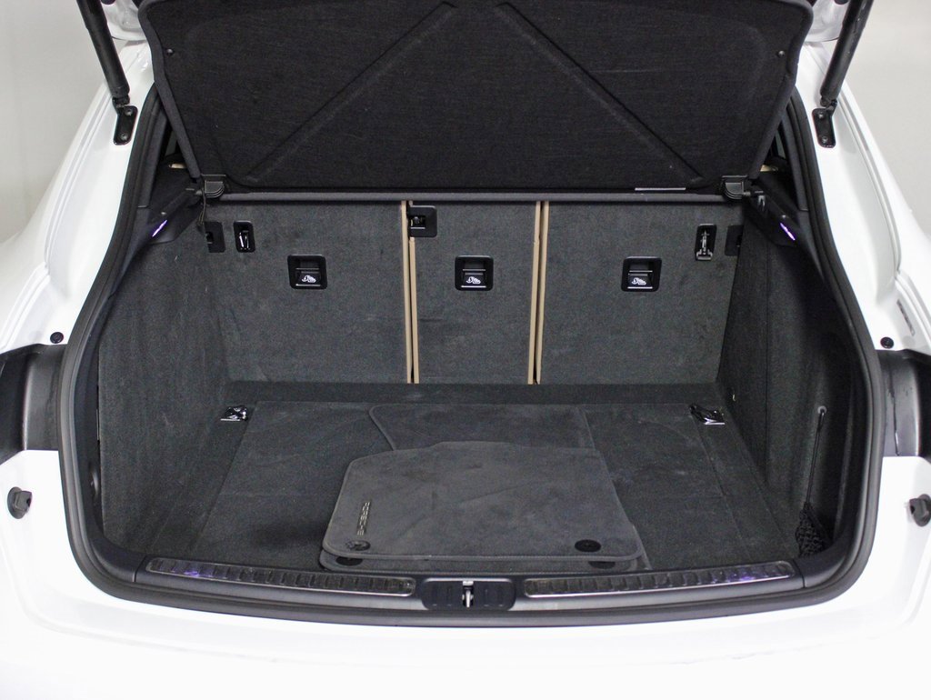 Used 2025 Porsche Macan w/ Premium Package Plus image 14