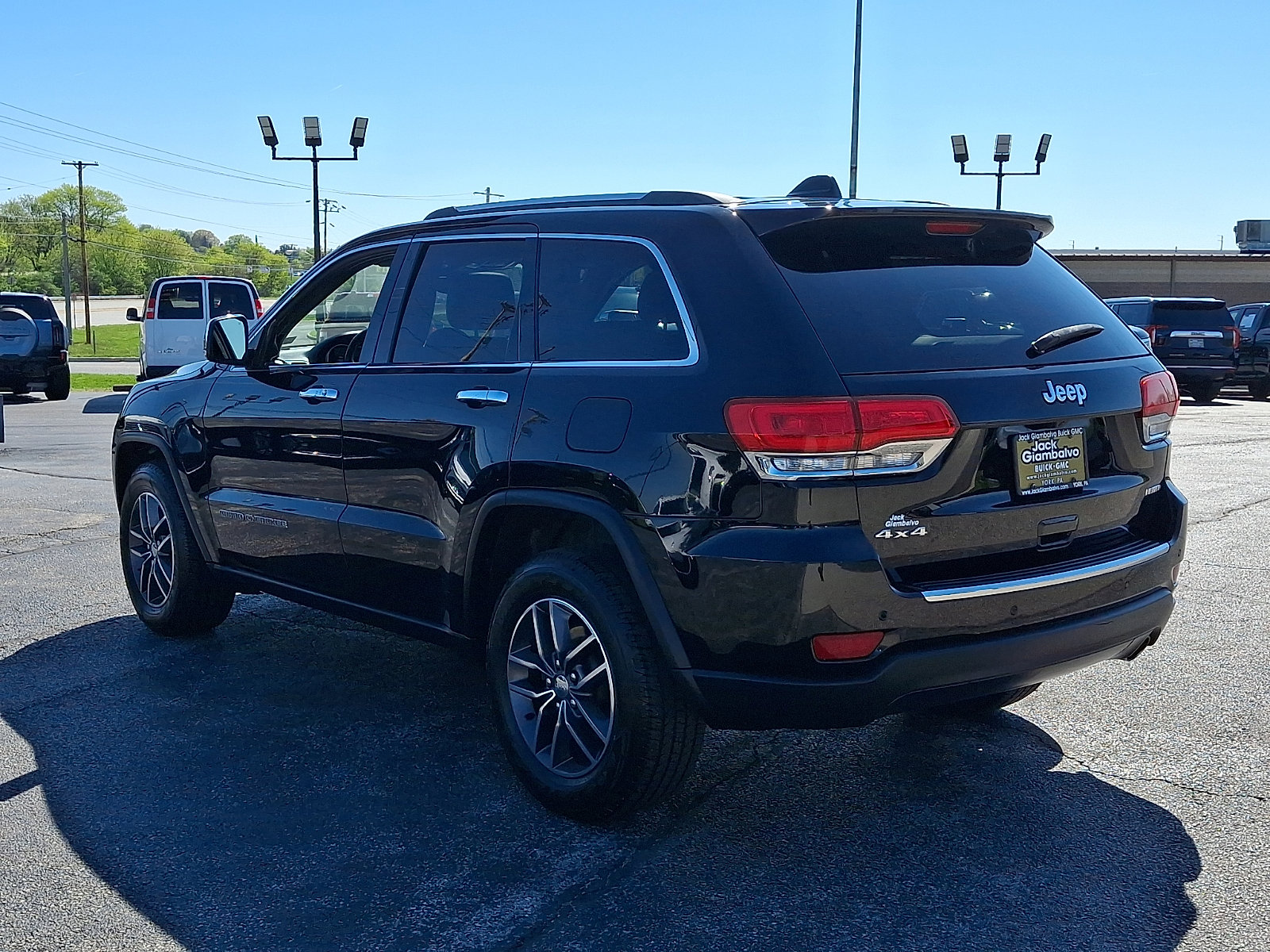 Used 2018 Jeep Grand Cherokee Limited AWD/4WD image 6