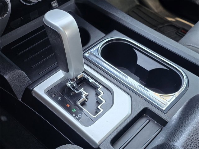 Used 2018 Toyota Tundra SR5 w/ SR5 Upgrade Package image 18