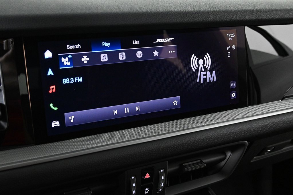 Used 2025 Porsche Cayenne Coupe image 15