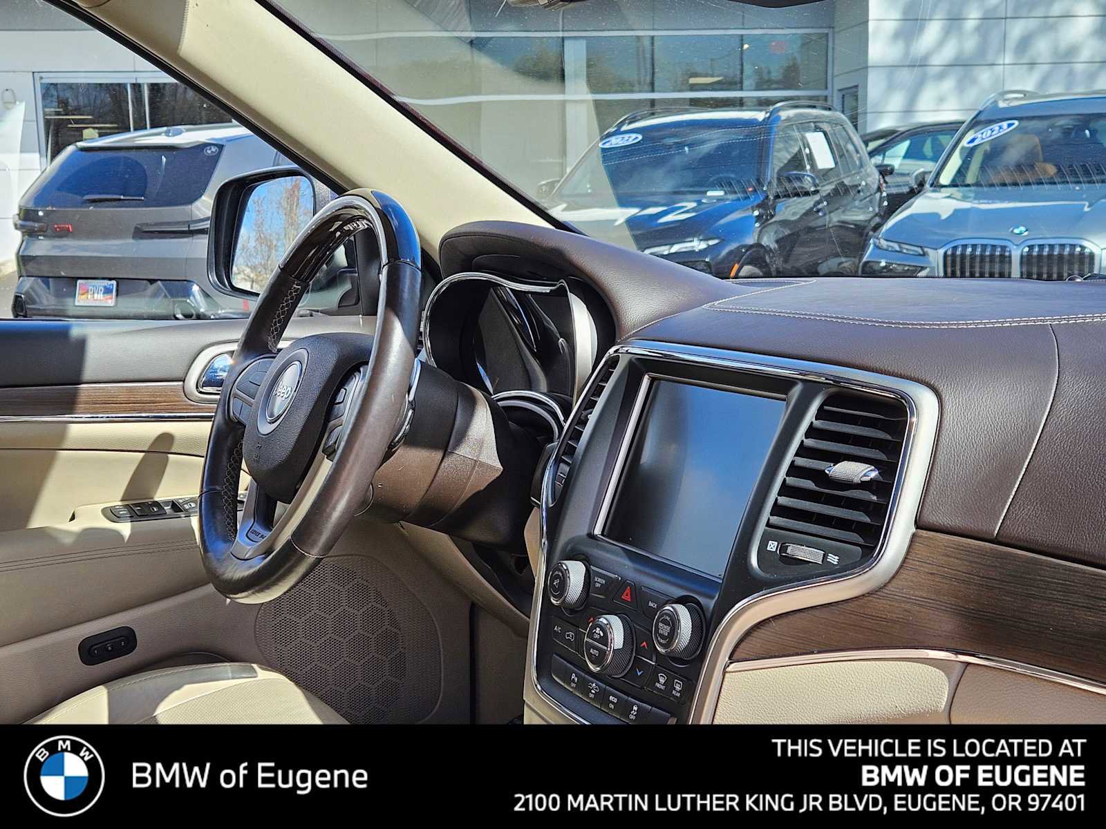 Used 2014 Jeep Grand Cherokee Overland w/ Advanced Technology Group image 12