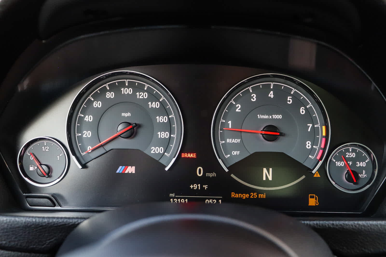 Used 2018 BMW M3 RWD image 23