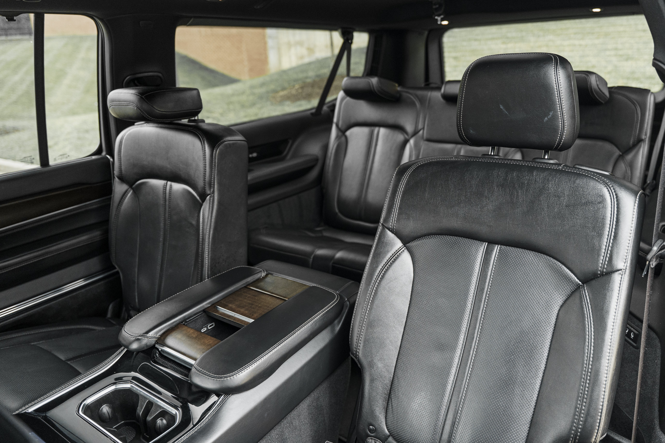 Used 2024 Jeep Grand Wagoneer L 4WD image 24