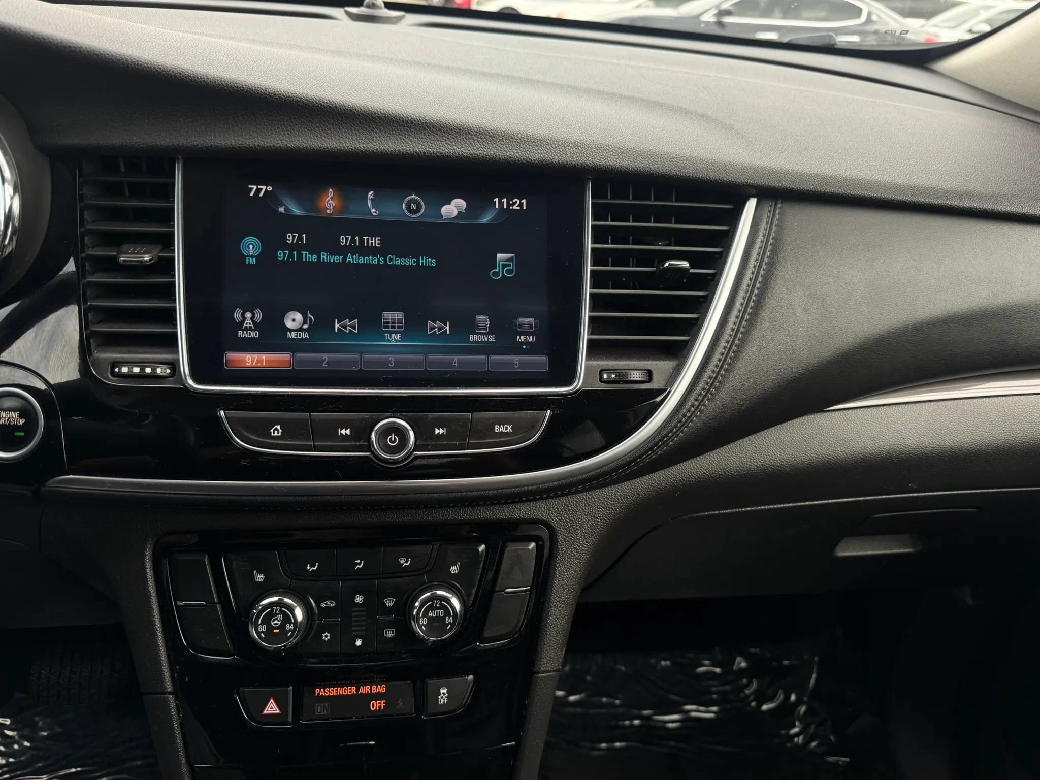 Used 2017 Buick Encore Essence AWD/4WD image 17
