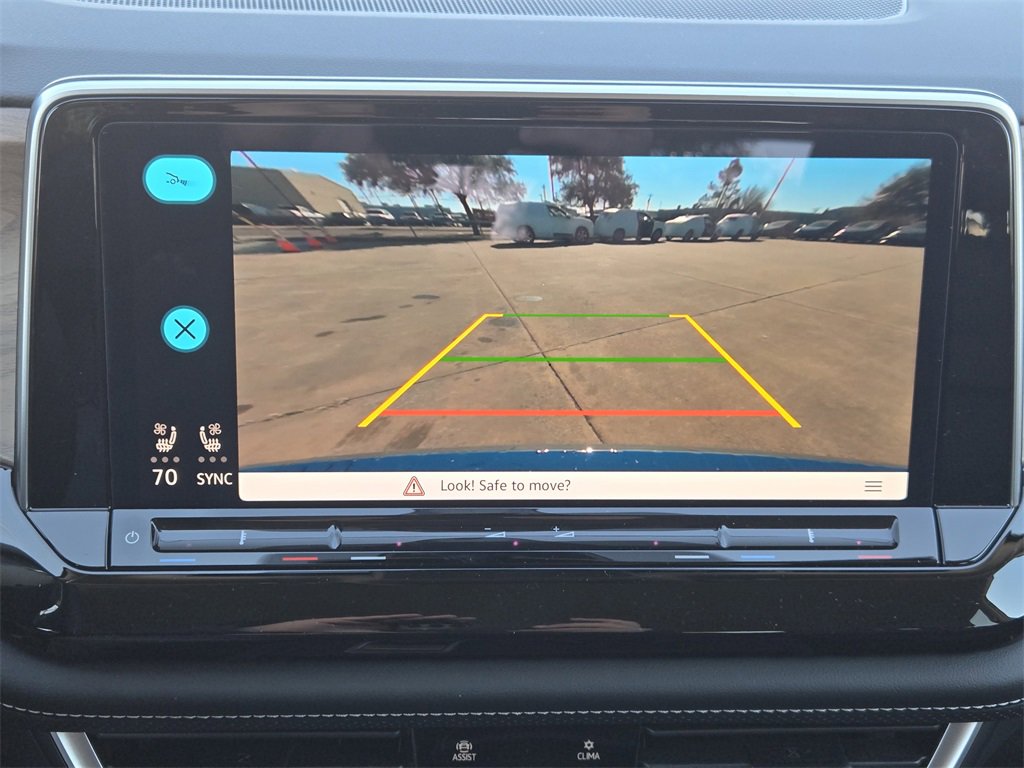 New 2026 Volkswagen Atlas SE image 14