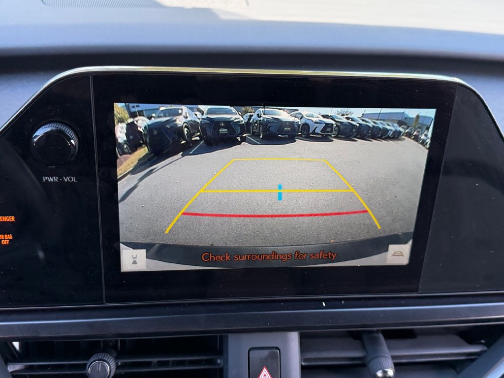 Certified 2025 Lexus UX 300h AWD w/ Accessory Package (Z1) image 20