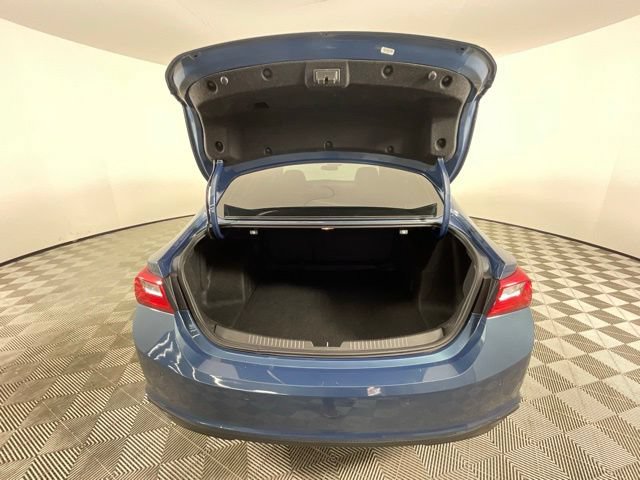 Used 2024 Chevrolet Malibu LT FWD image 7