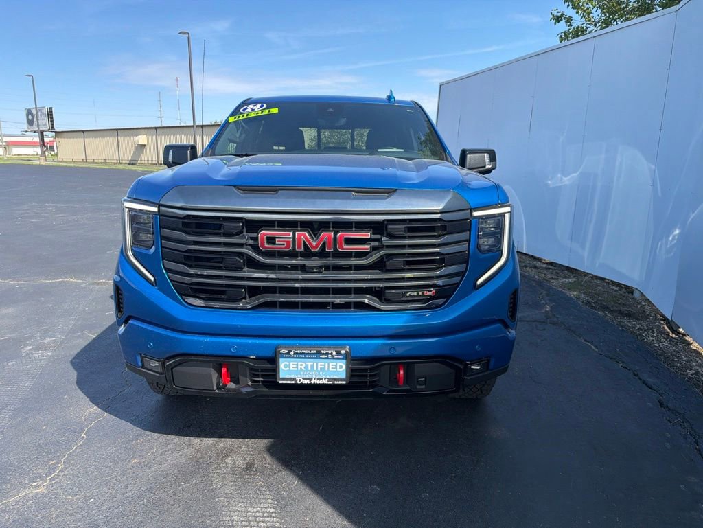 Certified 2024 GMC Sierra 1500 AT4 w/ Technology Package AWD/4WD image 13