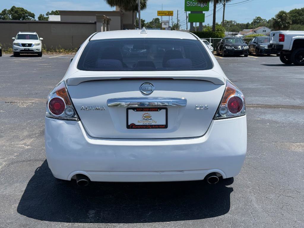 Used 2010 Nissan Altima 2.5 S image 6