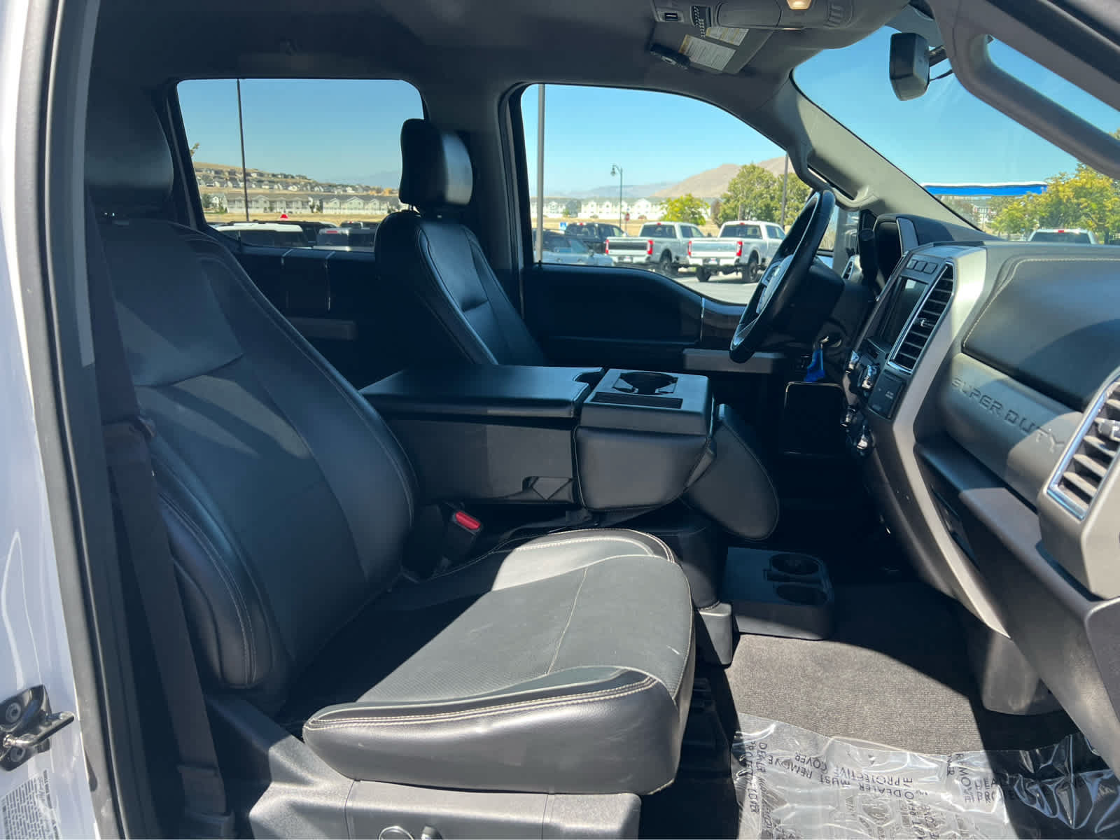 Used 2017 Ford F350 Lariat w/ Chrome Package AWD/4WD image 4