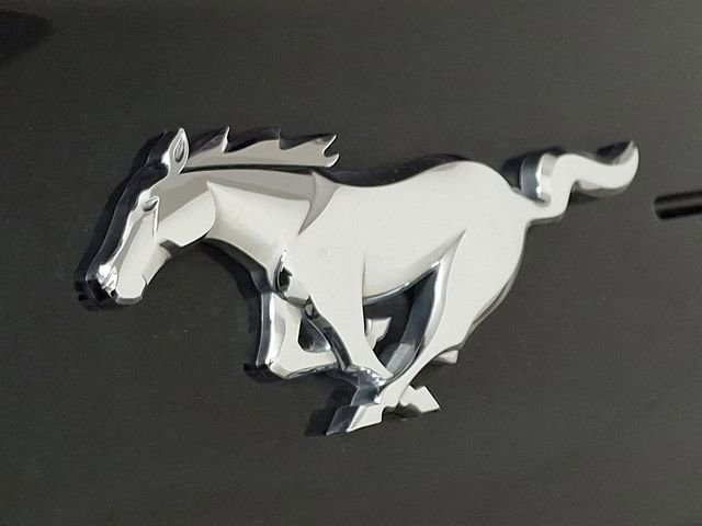 Used 2018 Ford Mustang Premium image 29