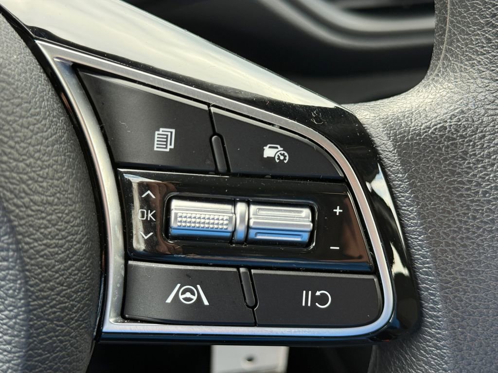 Used 2024 Kia Forte LXS image 20