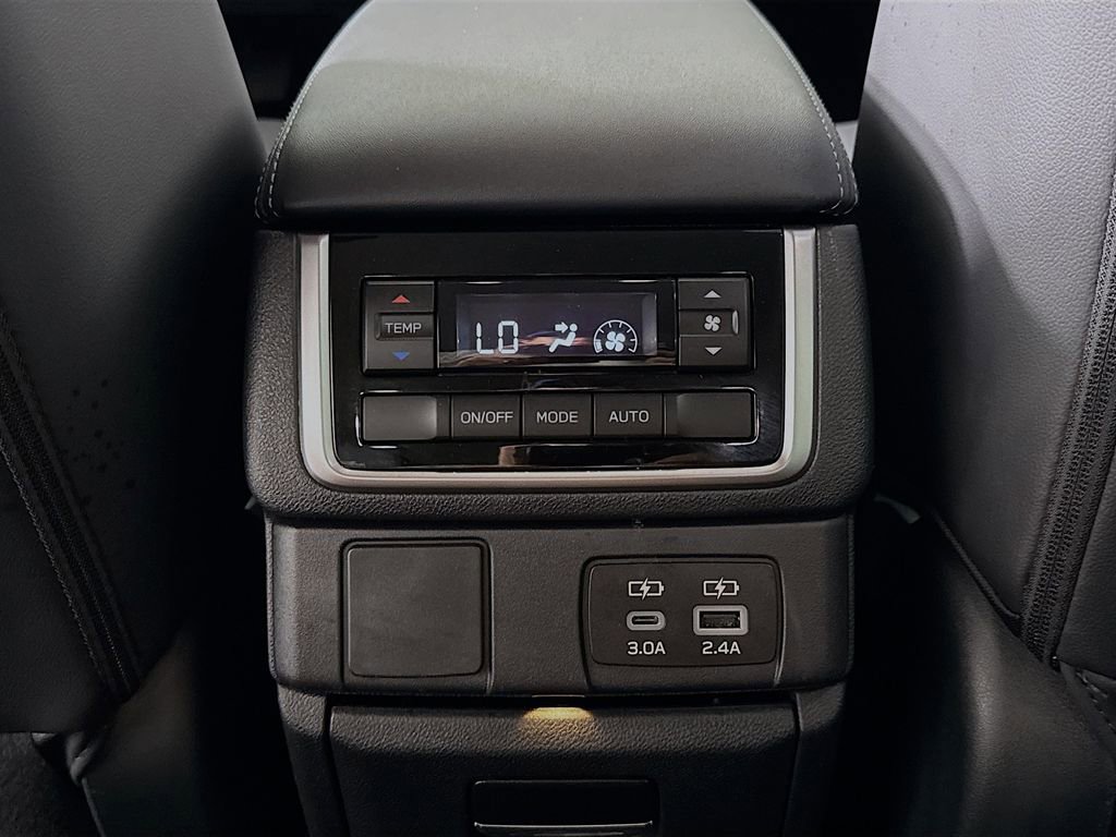 Used 2026 Subaru Ascent Premium AWD/4WD image 24