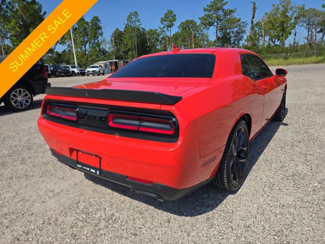Certified 2023 Dodge Challenger R/T w/ Blacktop Package RWD image 4