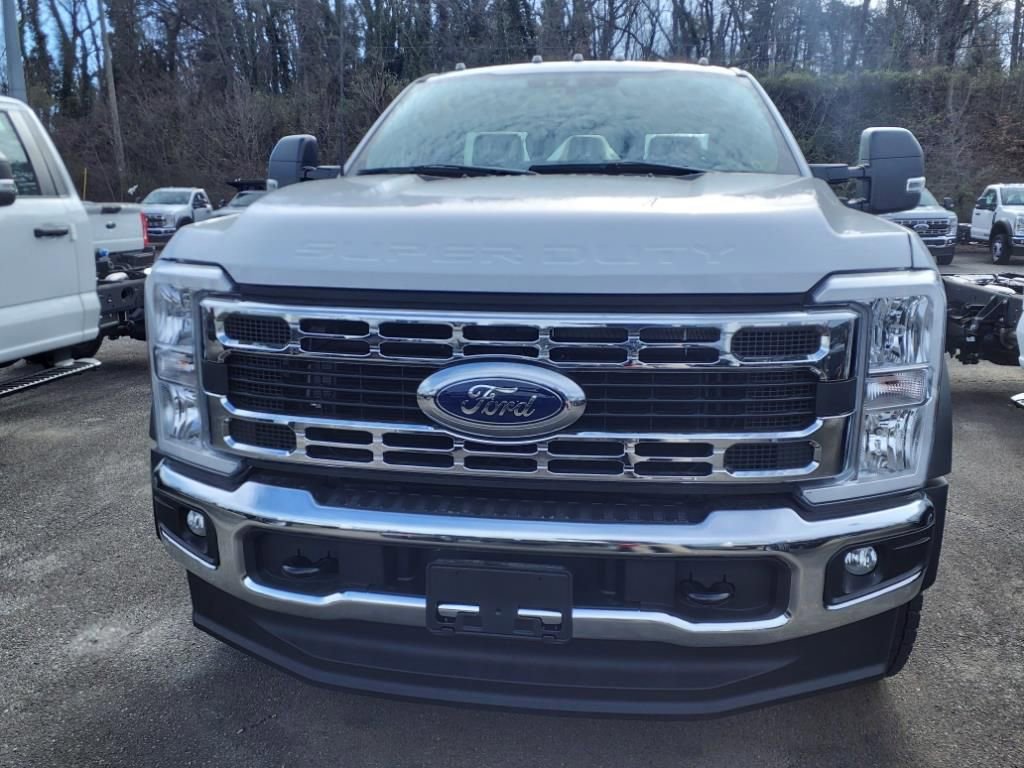 New 2024 Ford F550 4x4 Regular Cab Super Duty image 4