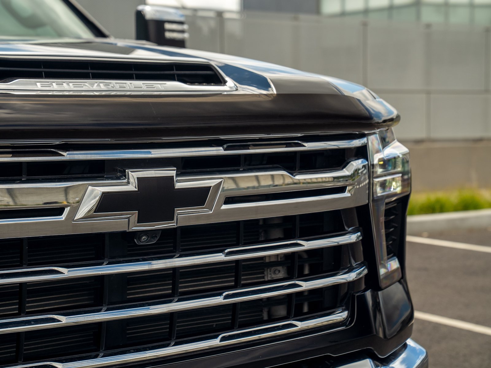 Used 2024 Chevrolet Silverado 3500 LTZ w/ LTZ Convenience Package AWD/4WD image 7