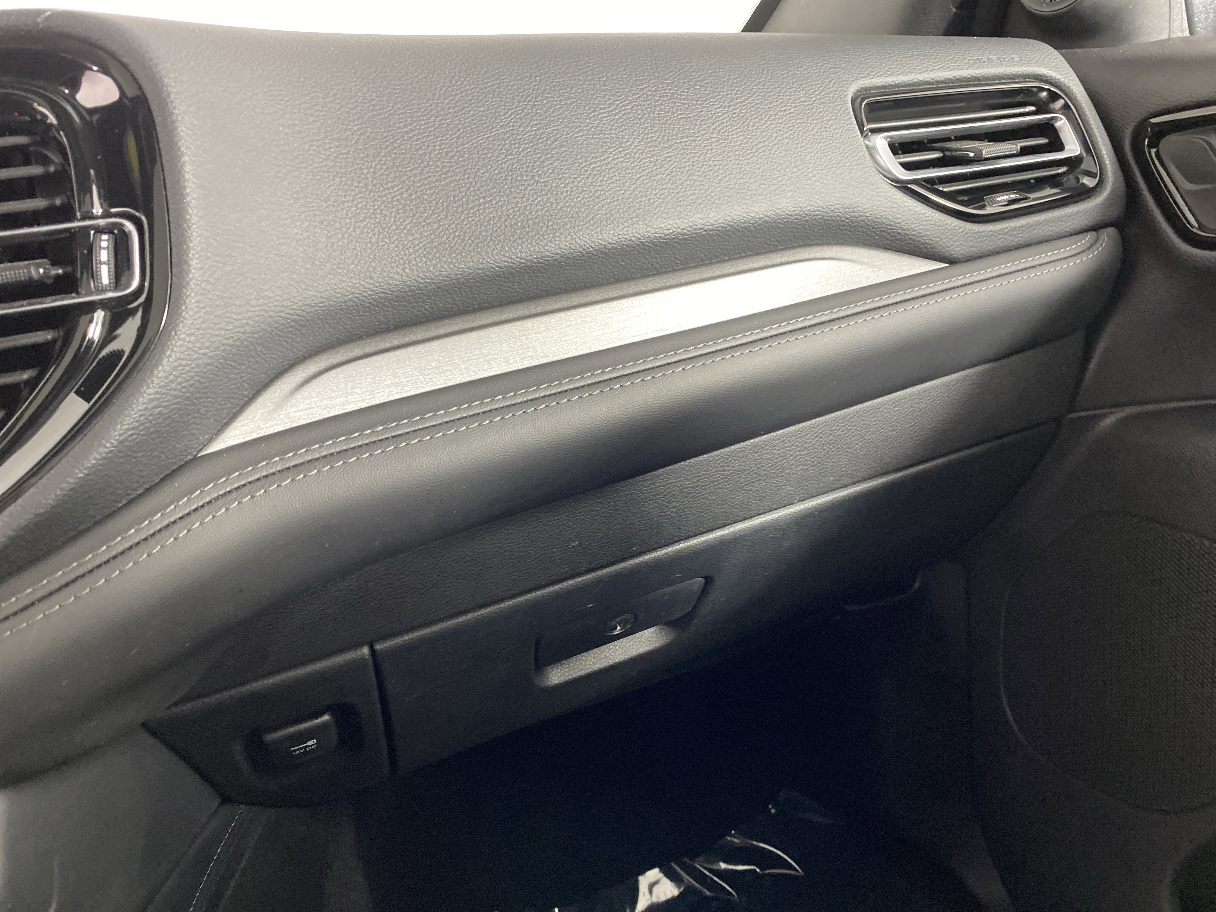 Used 2024 Dodge Durango SXT image 31