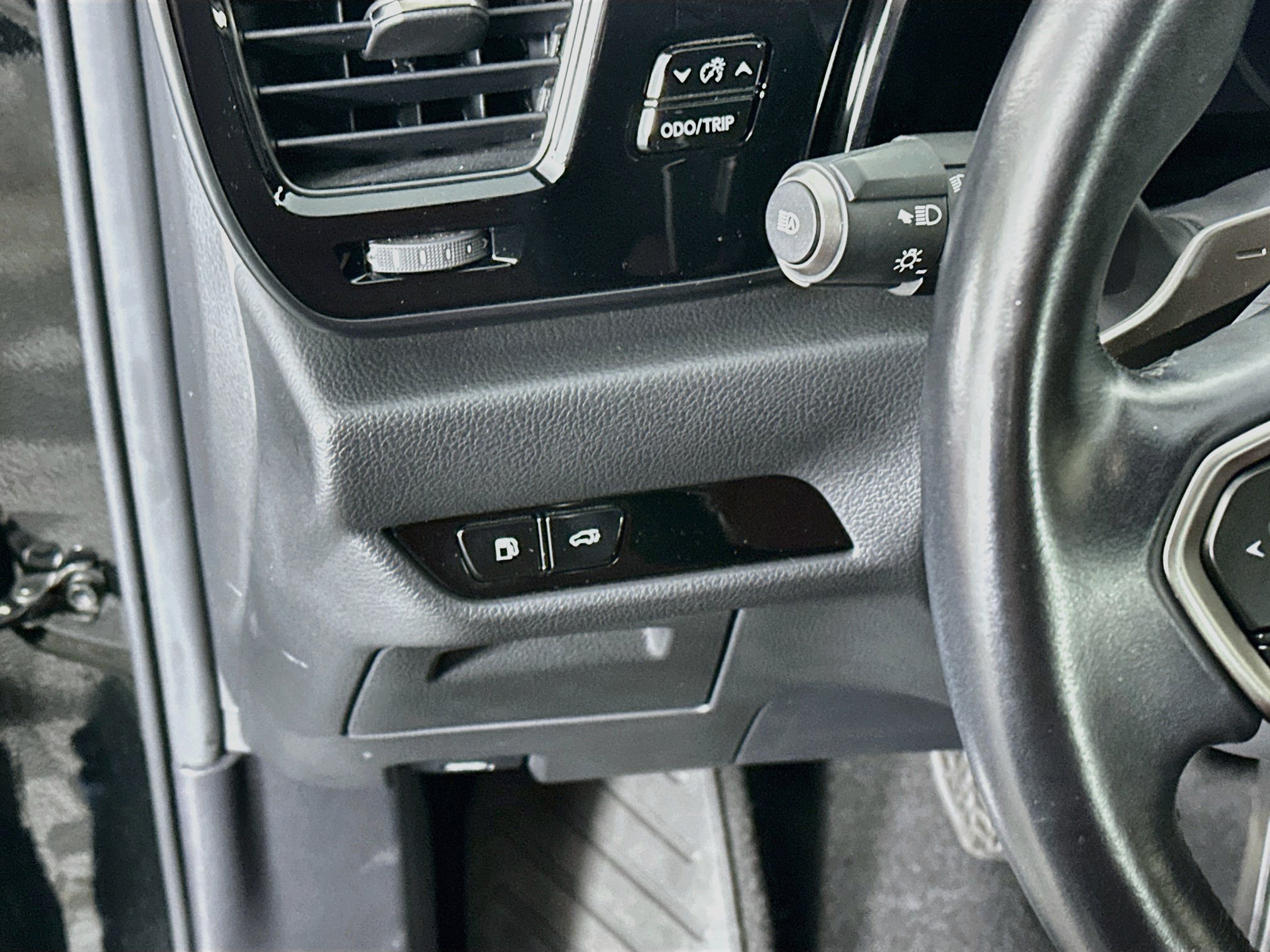 Used 2024 Lexus NX 250 FWD w/ Cold Area Package image 17