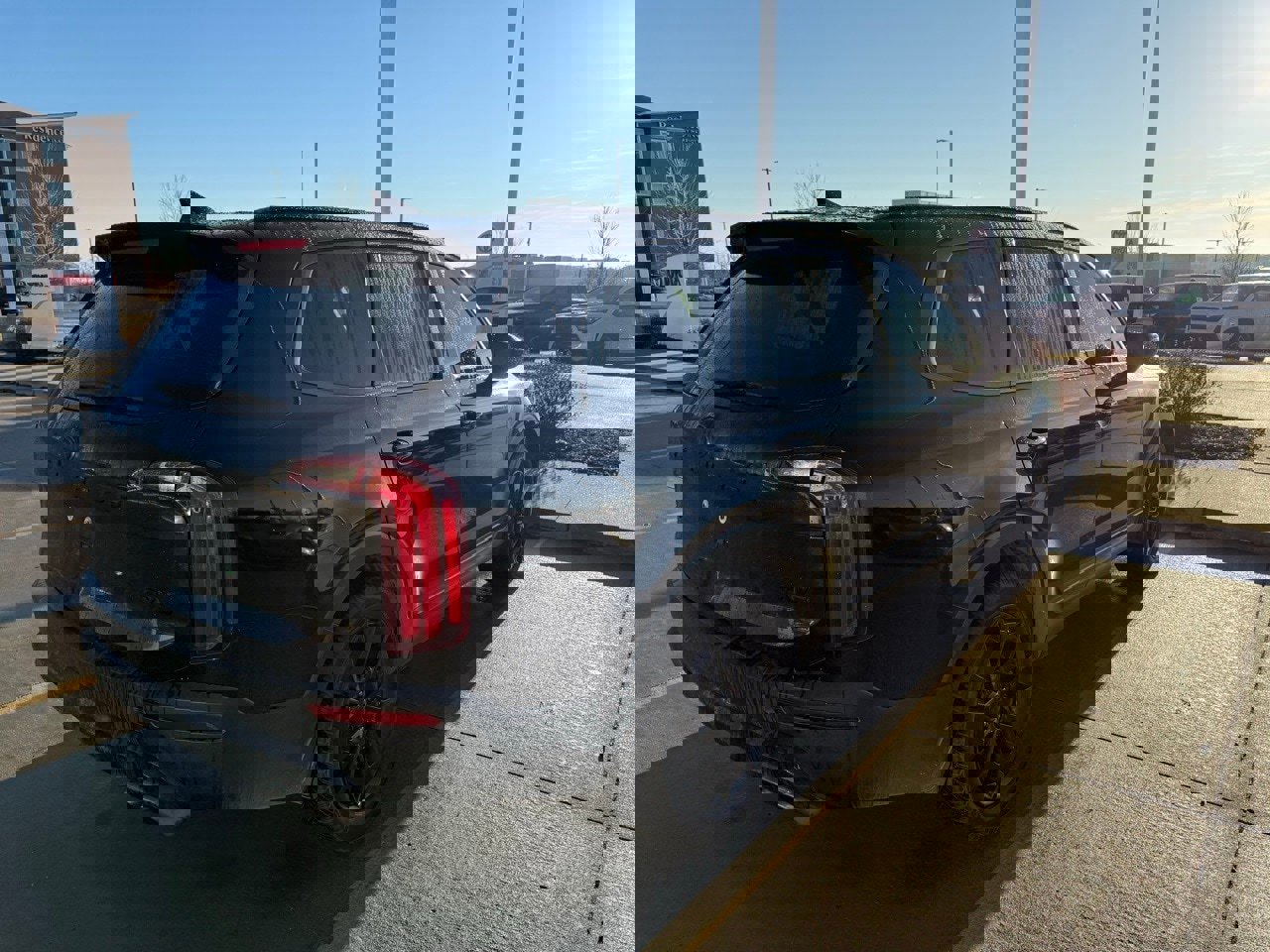 Used 2021 Kia Telluride SX w/ Nightfall Edition Package image 5