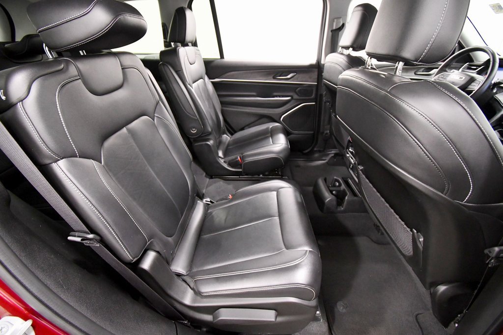 Used 2022 Jeep Grand Cherokee L Limited image 17