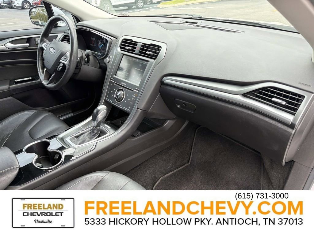 Used 2015 Ford Fusion Titanium image 24
