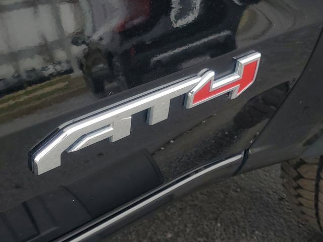 Used 2024 GMC Canyon AT4 w/ AT4 Premium Package image 6