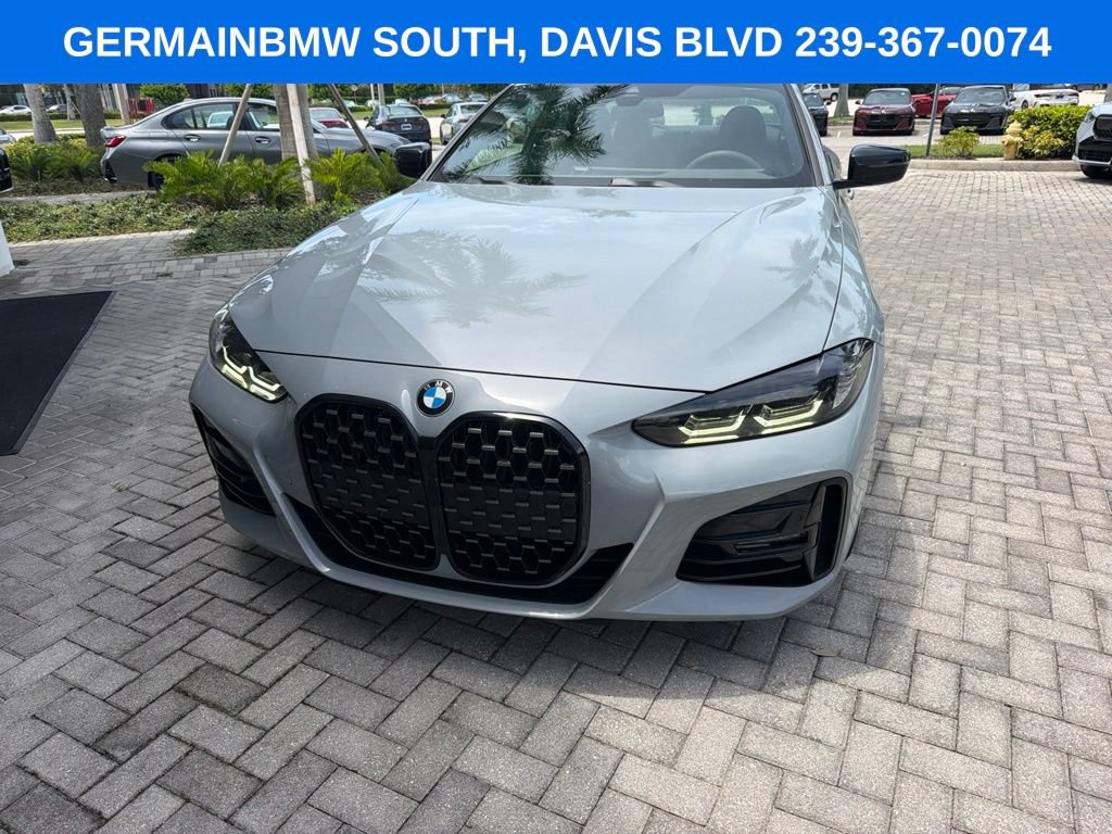 Used 2024 BMW 430i Coupe w/ M Sport Package RWD image 4