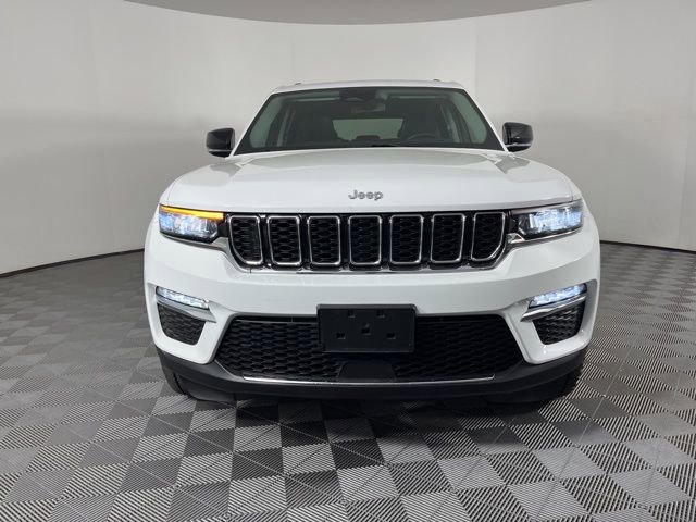 Used 2023 Jeep Grand Cherokee Limited image 4