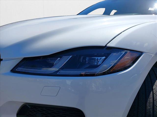 New 2026 Jaguar F-PACE R-Dynamic S image 28