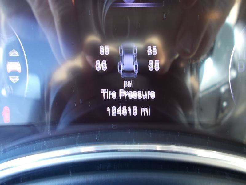 Used 2016 Jeep Grand Cherokee Laredo RWD image 32