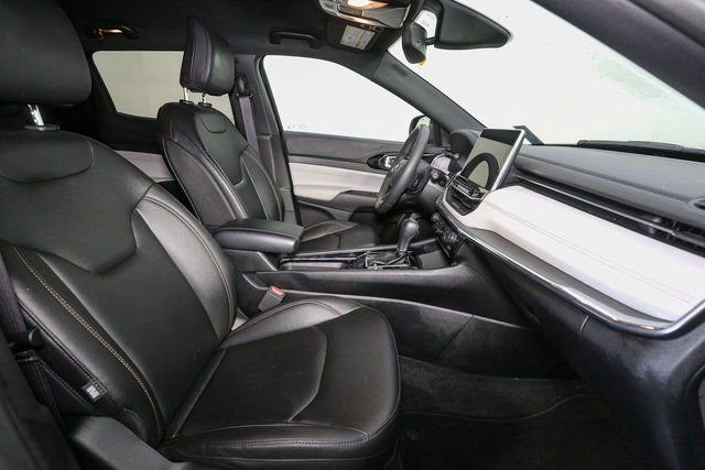 Used 2024 Jeep Compass Limited image 17