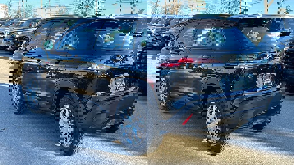 New 2026 Toyota Corolla Cross L image 6