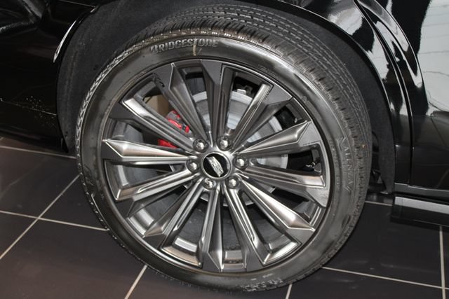 New 2026 Cadillac Escalade V AWD/4WD image 19