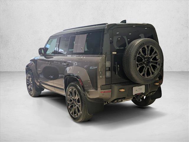 New 2026 Land Rover Defender 110 OCTA image 9