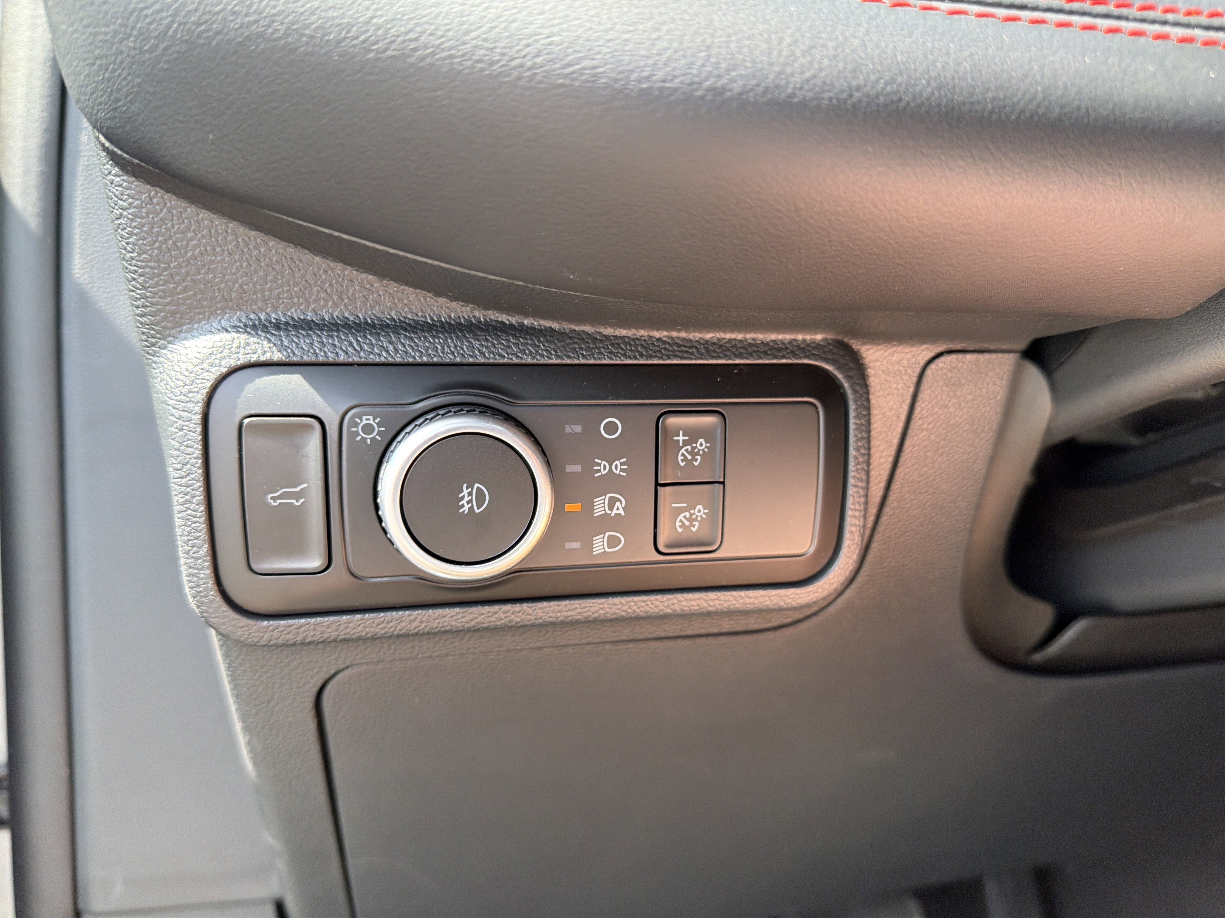 New 2026 Ford Explorer ST-Line image 19