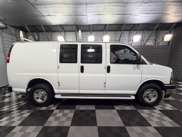 Used 2019 Chevrolet Express 2500 w/ Driver Convenience Package image 10