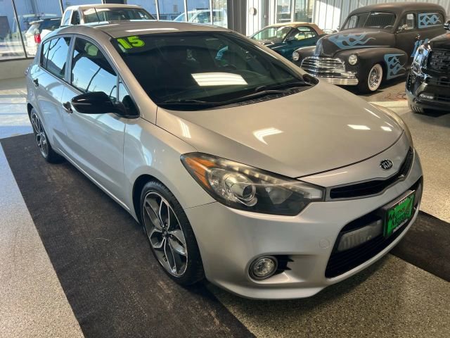 Used 2015 Kia Forte SX image 2