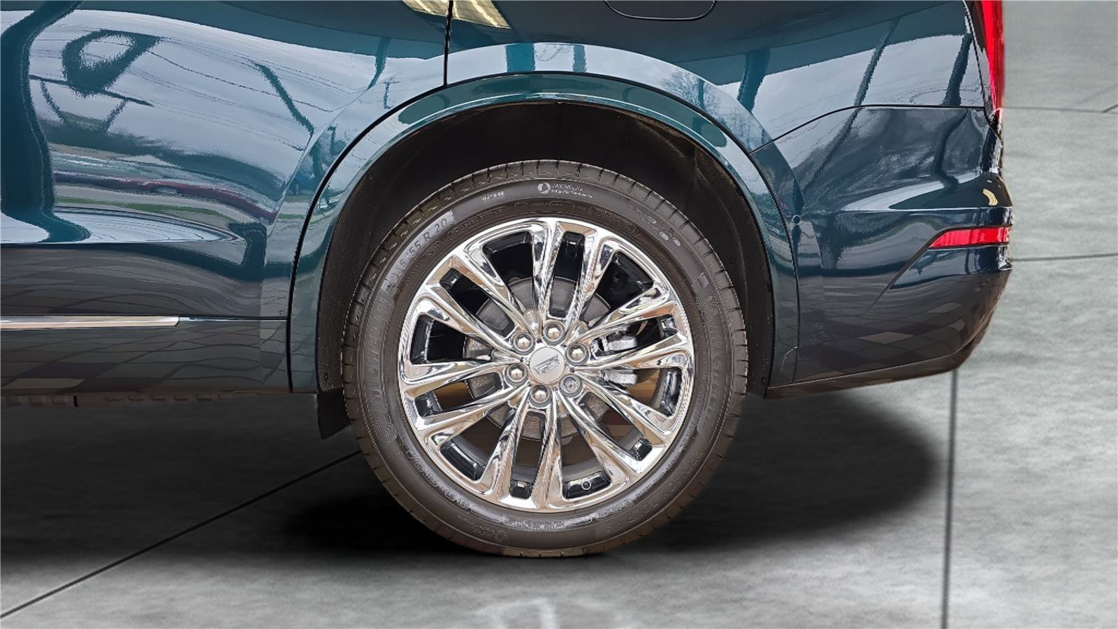 Used 2025 Cadillac XT6 Premium Luxury w/ Technology Package image 30